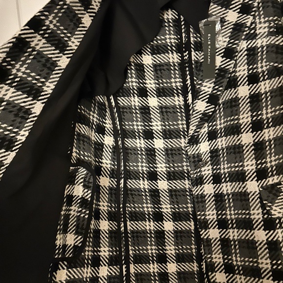 Elie Tahari medium blazer - Picture 2 of 7